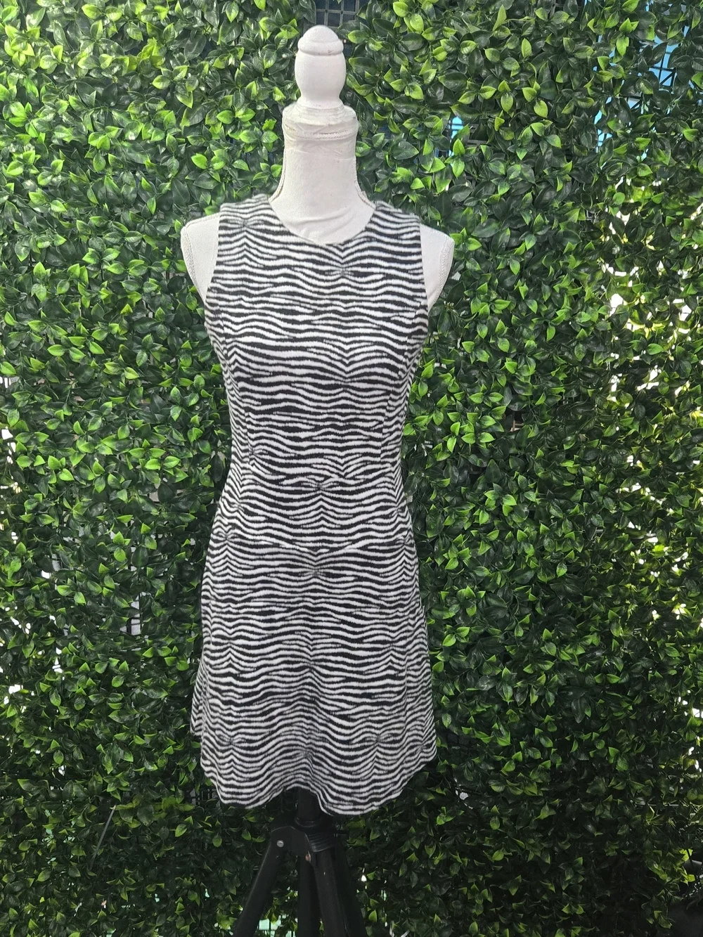 Michael Kors chic sleeveless